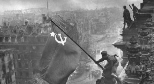 Вторая мировая война: Падение нацистской Германии (Часть 17) (45 фото)