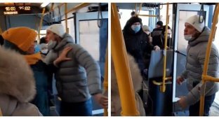 "Не растерялся и спрятался за девушку": в автобусе произошла потасовка (5 фото + 3 видео)