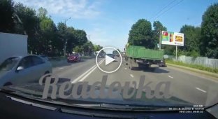 В Смоленске столкнулись сразу семь автомобилей