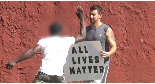 Реакция жителей США на плакаты «Жизни чёрных имеют значение» в белом районе и «Все жизни имеют значение» в черном (4 фото + 1 видео)