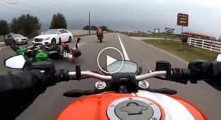 Неудачный день у мотоциклистов