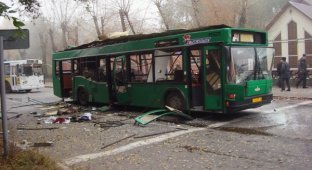 Ужасные фотографии взрыва автобуса в Тольятти. Слабонервным не смотреть