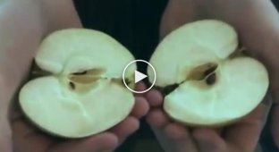 Как разломать яблоко