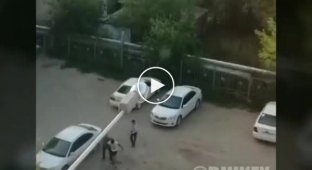 В Якутии четверо парней жестоко избили таксиста