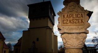 Kaplica Czaszek - Часовня Черепов (12 фото)