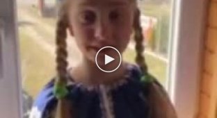 Школьница из Киева записала видеообращение в поддержку воинов, которые защищают Украину