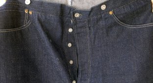 Раритетные джинсы Levi's 1893 года стоят от $80 000 (10 фото)