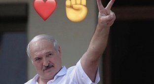 Пользователи Сети шутят над протестами в Беларуси и монологом Александра Лукашенко (6 фото + 4 видео)