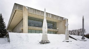 Калужский музей космонавтики: затерянный в снегах (23 фото)