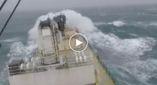 4-х дневный шторм в Бискайском заливе