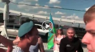 Активисты «Лев против» сцепились с ВДВшниками 