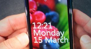 Samsung Omnia HD i8910 - первый коммуникатор на Windows Phone 7