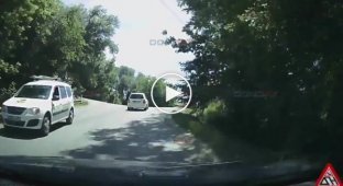Легко отделался мотоциклист не уступил дорогу в Новочеркасске