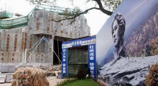  В Китае строят своего Сфинкса (6 фото)