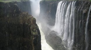 15 Самых поразительных водопадов в мире (16 фото)