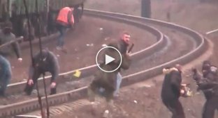 Появилось видео столкновений на передовой блокады Донбасса