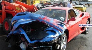 Неудачный день для владельца Ferrari (3 фото)
