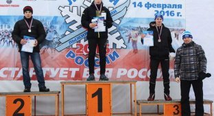 В Петрозаводске победителей гонки «Лыжня России - 2016» наградили попкорном (2 фото)