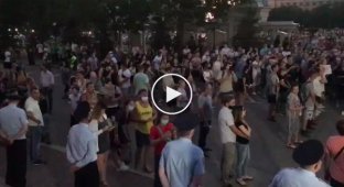 В Хабаровске продолжаются митинги в поддержку Сергея Фургала