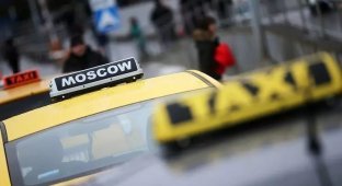 Таксист в Москве потребовал с пассажирки 14 тысяч за получасовую поездку (2 фото)