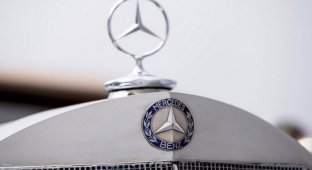 Украденный в 1945 году Mercedes-Benz уйдет с молотка (21 фото)