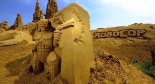 Самый крупный в мире фестиваль песчаных скульптур в Бельгии (11 фото)