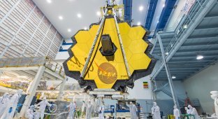 NASA ликует: Телескоп «Джеймс Уэбб» успешно развернул основное зеркало в космосе (3 фото + 1 видео)