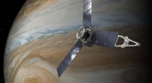 Зонд «Юнона» сделал новые величественные фотографии Юпитера и Большого Красного Пятна (24 фото)