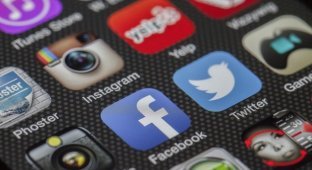 Московский суд оштрафовал Facebook и Twitter на 60 тысяч долларов