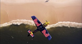 Финал авиагонок “Red Bull Air Race” в Рио-де-Жанейро (26 фото + видео)