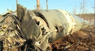 Власти Алтая обвинили «Роскосмос» в захламлении тайги обломками ракет (3 фото)
