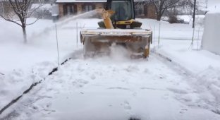 Как в Канаде чистят снег легко и быстро (3 фото + 1 видео)