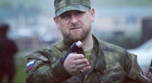 В Сирии убит член Игила, грозившийся устроить войну в Чечне (5 фото)