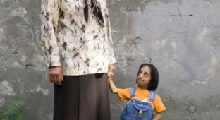 Самая маленькая женщина (2 фотографии)