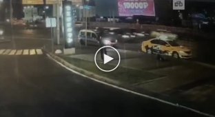 Смертельный удар отлетевшее от КамАЗа колесо убило москвичку