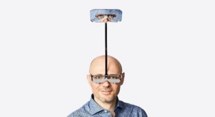 Парень изобрел очки-перископ, помогающие видеть через высоких людей на концертах (5 фото)