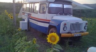 Дом на колесах от молдавских тюнинг-мастеров (5 фото)