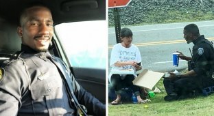 Полицейский разделил свой обед с бездомной женщиной (3 фото)