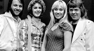Песни группы ABBA знают все. Посмотрите, как выглядят музыканты коллектива сегодня (8 фото + 1 видео)