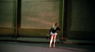 Проституция во Франции (24 фото)