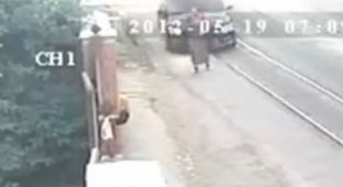 Пьяный следователь сбил женщину насмерть (2 фото + видео) (жесть)