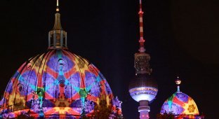 Световое шоу в Берлине (8 фото)