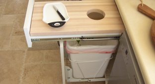 12 удобных скрытых отделений для кухни (13 фото)