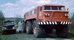 Многоколесные супервездеходы - призраки советской мощи (24 фото)