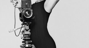 Памела Андерсон снялась в рекламной фотосессии для своего бренда нижнего белья (7 фото)