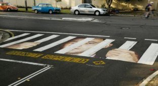 Рекламные пешеходные переходы (13 фото)