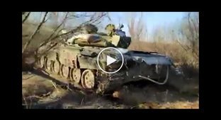 Бойцы ВСУ приняли на учет целый танк Т-72