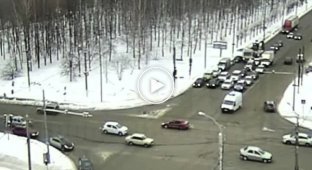 В Кирове произошло массовое ДТП с участием скорой
