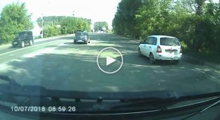 Бешеная женщина-таксист из Челябинска