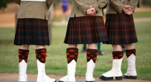Откуда пошел обычай у шотландцев носить юбки? (2 фото)